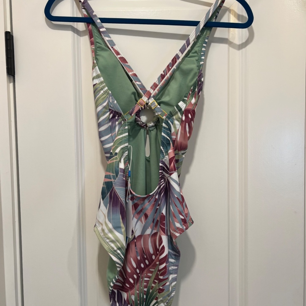 BLEU by Rod Beattie Plunge 1 Piece Swimsuit Sz6 NWT - Picture 2 of 5